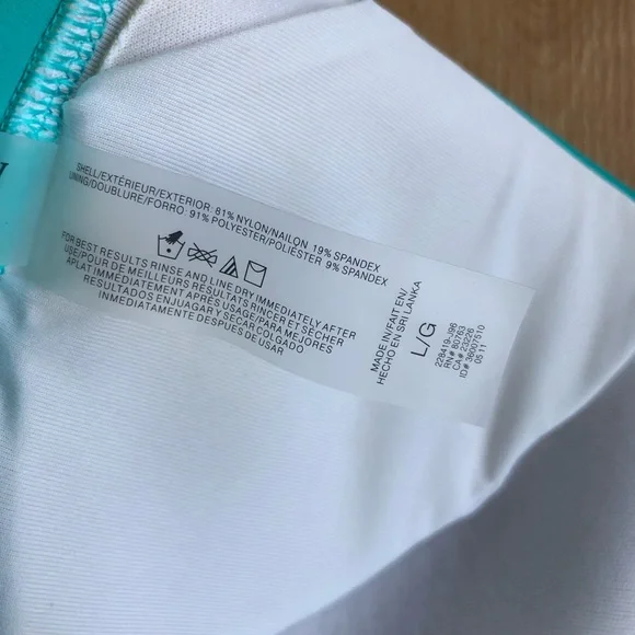 VS Swim Top - Picture 8 of 10